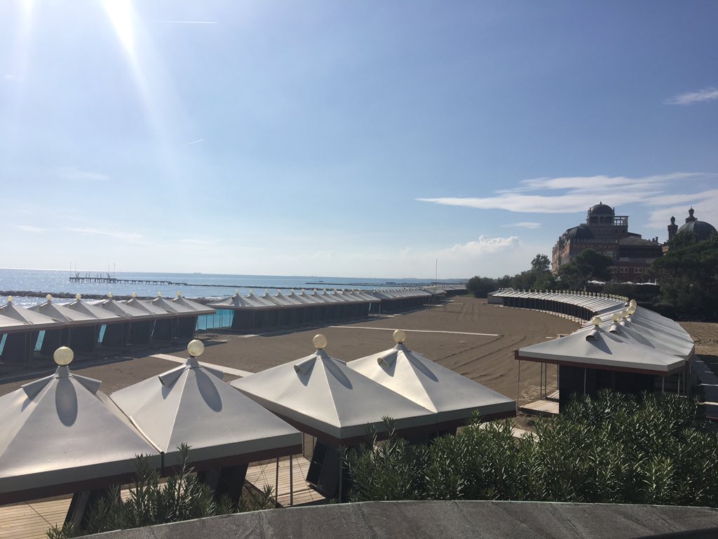 pamwinterberg's tweet photo. Working on my vitamin D during the break. Couldn’t ask for better weather: 70-degrees and sunny today #ipna2019 https://t.co/RaYpupQosX