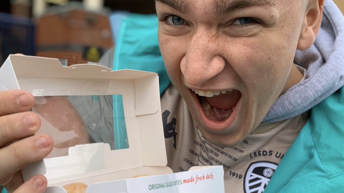 EllandRoad's tweet photo. Not down at Elland Road already? You’re missing out on @Deliveroo handing out free mini doughnuts! https://t.co/tI3aP9nCSw