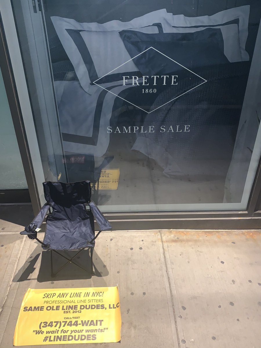 sold_inc's tweet photo. 6:07am #Saturdaymorning 46° under #clearskies in #meatpackingdistrict for @fretteofficial #samplesale #firstinline #LINEDUDES #wewaitforyourwants #skiptheline #professionallinesitters #linesitter #housewares #luxurybedding #shopping #nycsamplesale #nycsamplesales #samplesalenyc https://t.co/qJvxrqNYOE
