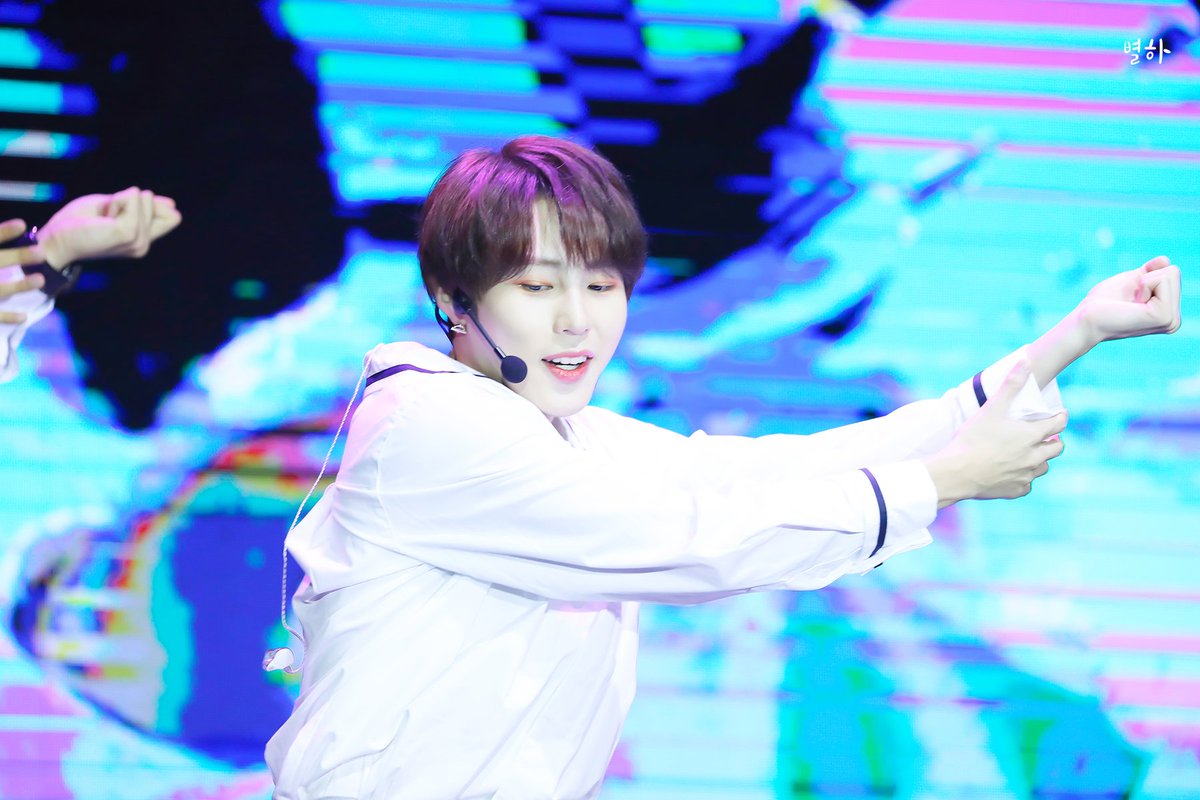 두둥실 (@sungwooniefan) / Posts / X