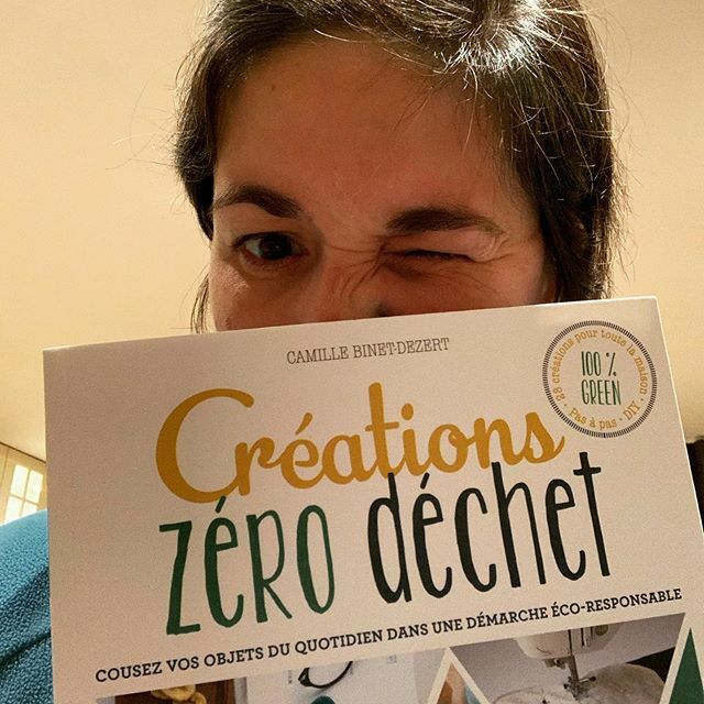 Pas de roman, ni de livres pour bébé mais ma dernière trouvaille chez <a href="/veritaseu/">m</a> ! Couture &amp; zéro déchet, plein de créations pour la vie de tous les jours. On y retrouve des explications étapes par étapes , des conseils pour la réutilisation des tissus!
… ift.tt/2Mt2dmV