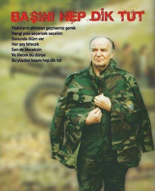 “Savaş ölünce değil, düşmana benzeyince kaybedilir.” diyerek zulme göğüs geren, Bosna Hersek’in bağımsızlık mücadelesine liderlik eden Bilge Kral #Aliyaİzzetbegoviç’i vefatının sene-i devriyesinde rahmetle anıyorum.