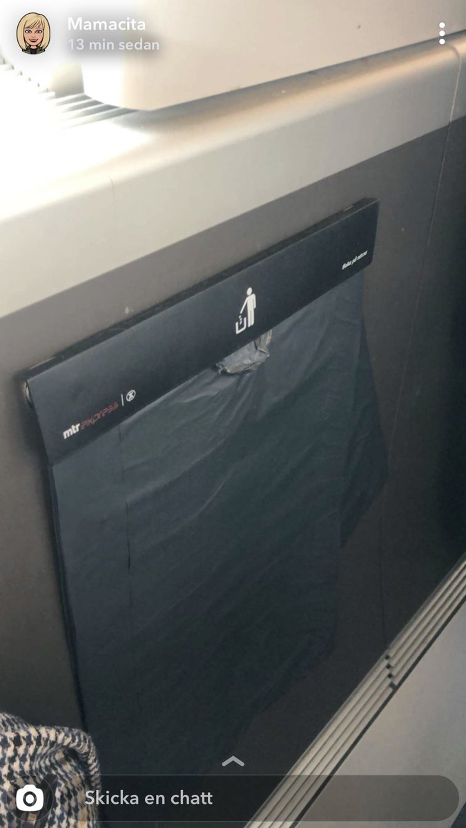 Nu lägger hon upp storys också