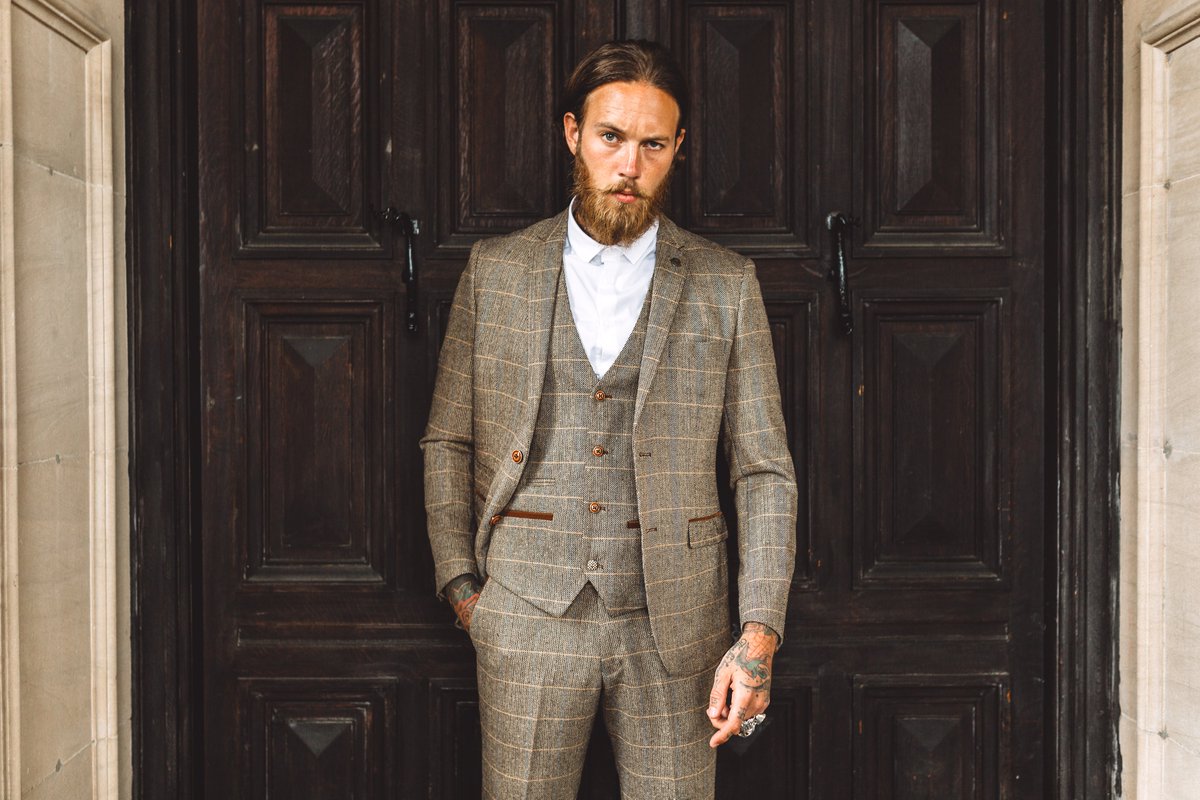 Fallen Hero tweet media