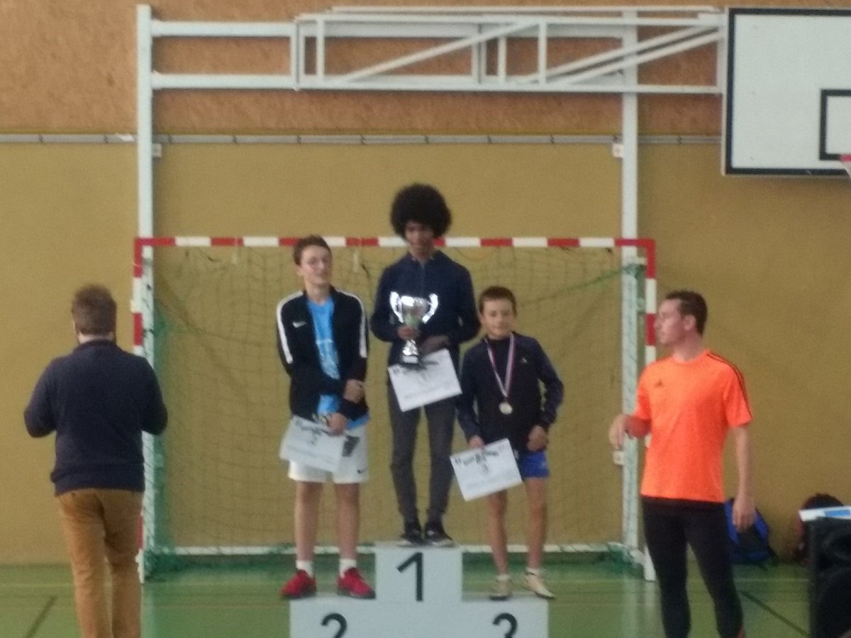 ClgRGoscinny's tweet photo. Podium du #cross2019  du @ClgRGoscinny 
@dsden61 
@acCaen https://t.co/IJgdG7stfx