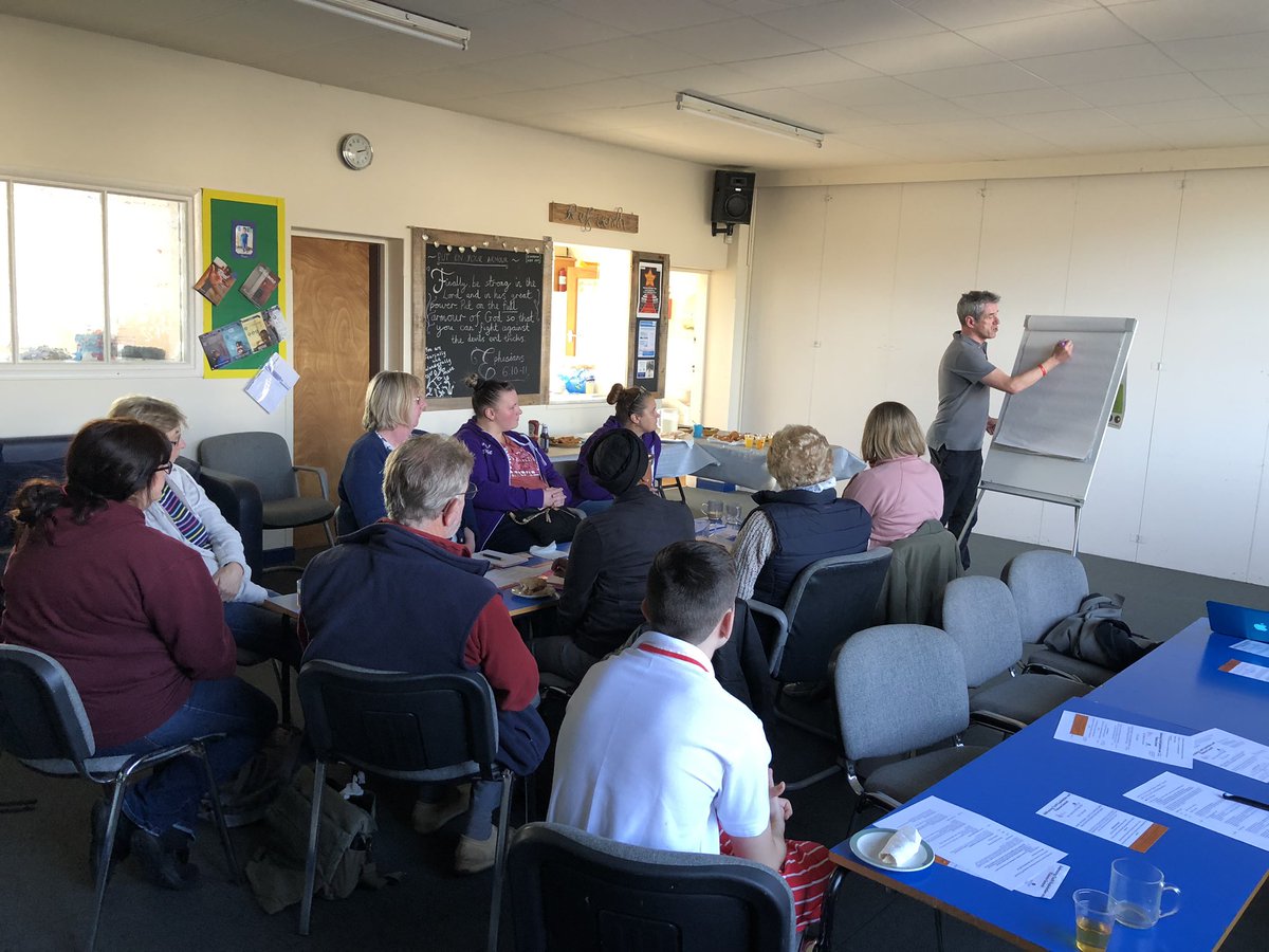 Conrad Parke facilitating the Community Economic Development workshop in <a href="/GM2LF_Official/">GM2LF Big Local</a> this morning looking at the four aspects of Jobs &amp; Skills; Making money go further; Individuals generating income; circulating money locally @SocInv_SmChange <a href="/LocalTrust/">Local Trust</a>