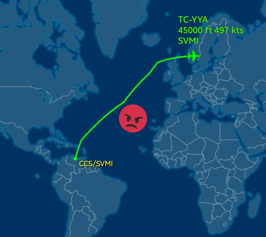 Arr3ch0's tweet photo. Anoche 8:30pm emprendió su retorno el #TCYYA desde Maiquetía #Venezuela. https://t.co/cb0DjLgjBX