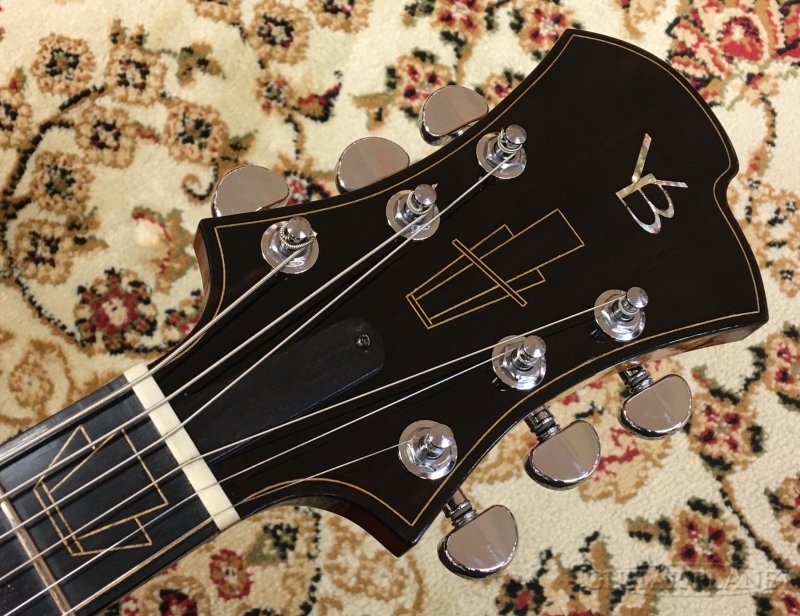 electric_gp's tweet photo. 【フルアコ&amp;ジャズギターフロア】

Victor Baker Model 16 -Sunburst- 中古品入荷！

遂に中古品が出ました！！しかも極上ウドマテリアル！！
コンディション良好で即戦力間違いなし！
お見逃しなく！！！

https://t.co/Q61ZvnbHpU

#ギタープラネット #Jazz #ジャズ #フルアコ #VictorBaker #箱物 https://t.co/VwpxNbtDHr