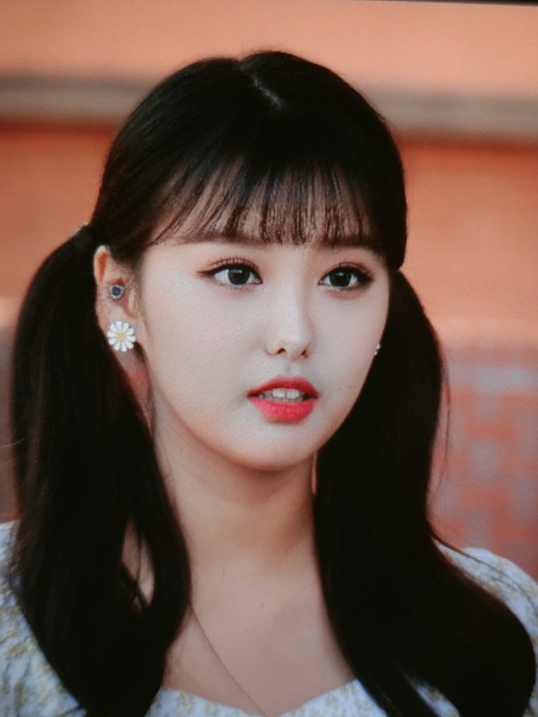 HelloMyAhin's tweet photo. 191019 - 서울대공원 홍보 아인 프리뷰

바나나차차~ 🍌🍌
#모모랜드 #MOMOLAND #モモランド #아인 #Ahin #アイン #MMLD_Official https://t.co/NiAVNazZDP