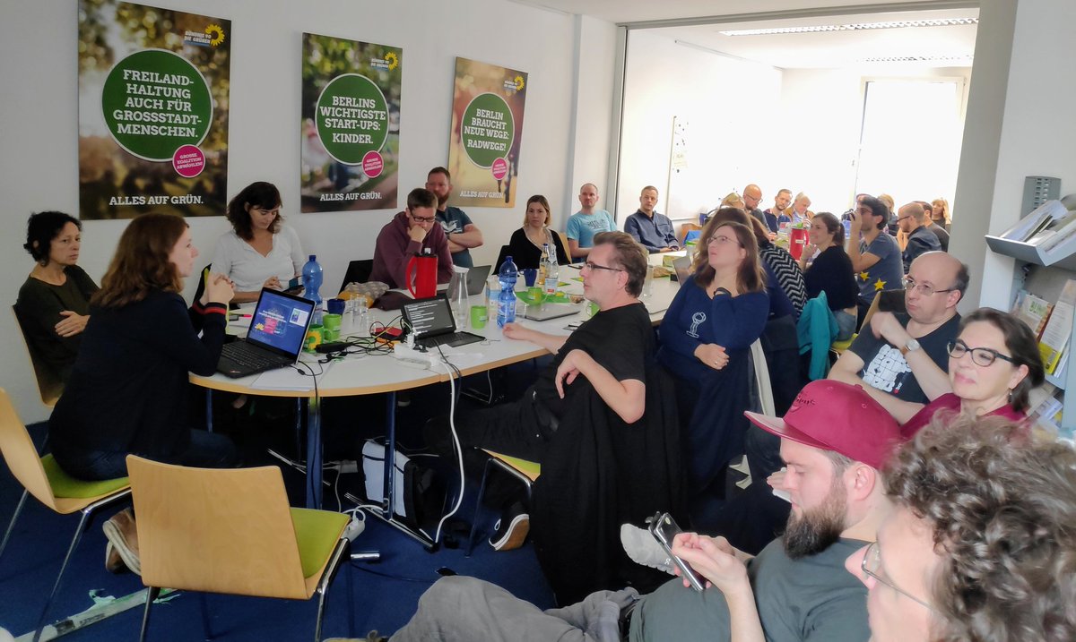 RichardRALFS's tweet photo. Sitzungswochenende der #BAGdigime u.a. zur Positionsentwicklung @Die_Gruenen bei KI, Digital Natives, Europäische Digitalthemen, eSport, DAB+ und ÄA zu BDK Anträgen. Thanks2 @annachristmann @alexandra_geese @margit_stumpp @CPiallat @iljabraun +Grüße @TabeaRoessner @KonstantinNotz https://t.co/kZyV7CNxSh