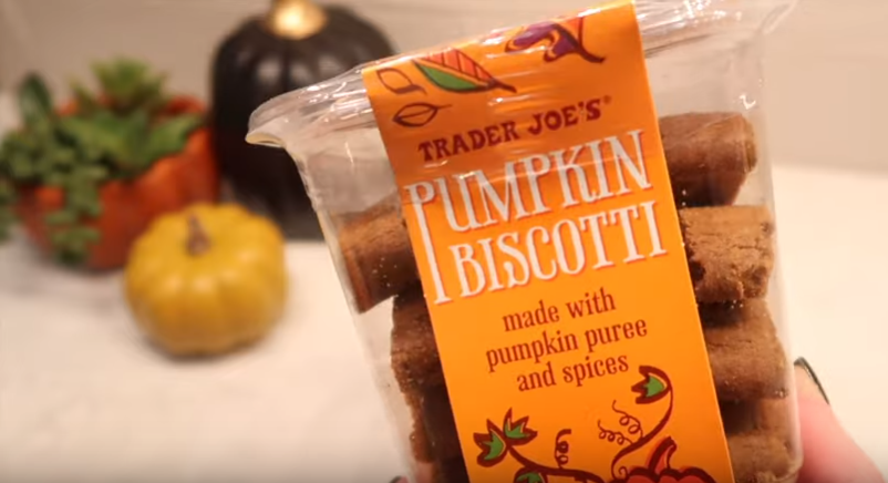 flipsideofmoon's tweet photo. Hello friends, Here, my vlog is related to different types of #PumpkinProduct of #TraderJoes just like pumpkin biscotti, bisque, butter, spice coffee, turkey &amp; pumpkin jerky(dog treats), spice rooibos, etc. Give thumbs up on this video, if you enjoyed it.
https://t.co/frHPYqir0M https://t.co/MOy9OHZXUX