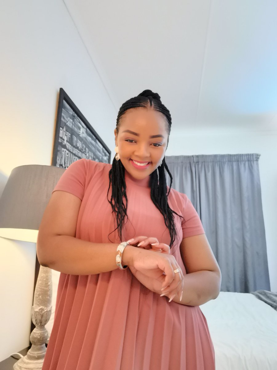 Nandi_Tselax's tweet photo. Off to support the launch of a natural hair product by afro bae... Seeing young black sisters making their dreams come true is truly amazing ๐ #afrobae #BlackWomenAtWork https://t.co/aIu01CRgIW