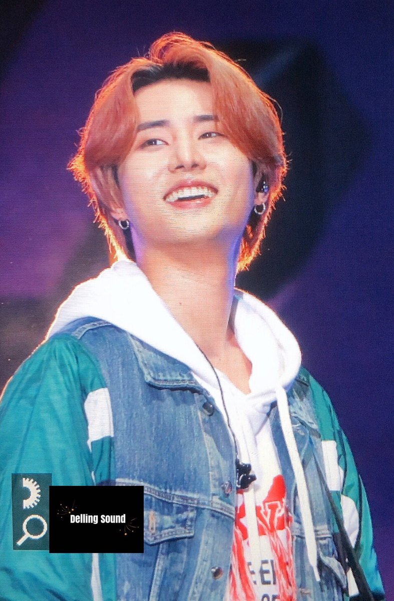 Delling_Sound6's tweet photo. 191019 GMF 프리뷰
행복케🥰
#DAY6 #데이식스 #영현 #영케이 #YoungK https://t.co/BgZn0B7c50