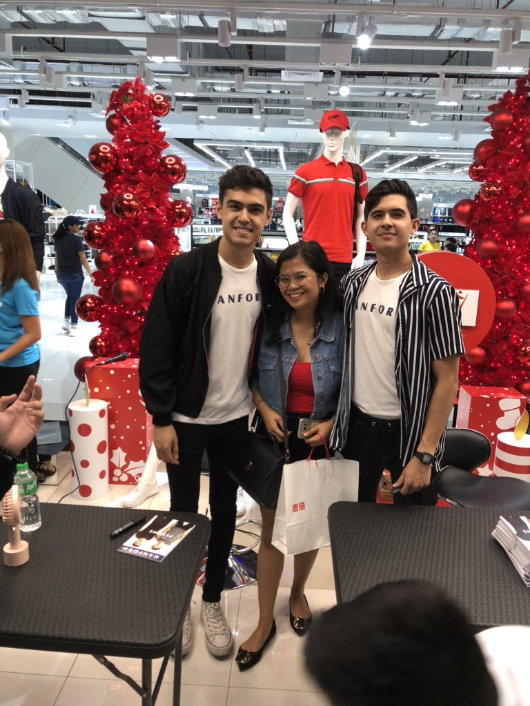 KaibiganOFC's tweet photo. Hanford meet and greet in Bacolod. Kaibigan, right? #kaibigan #kaibiganmovie #perkinspired #hanfordph #hanford https://t.co/yVv0HRxYHy