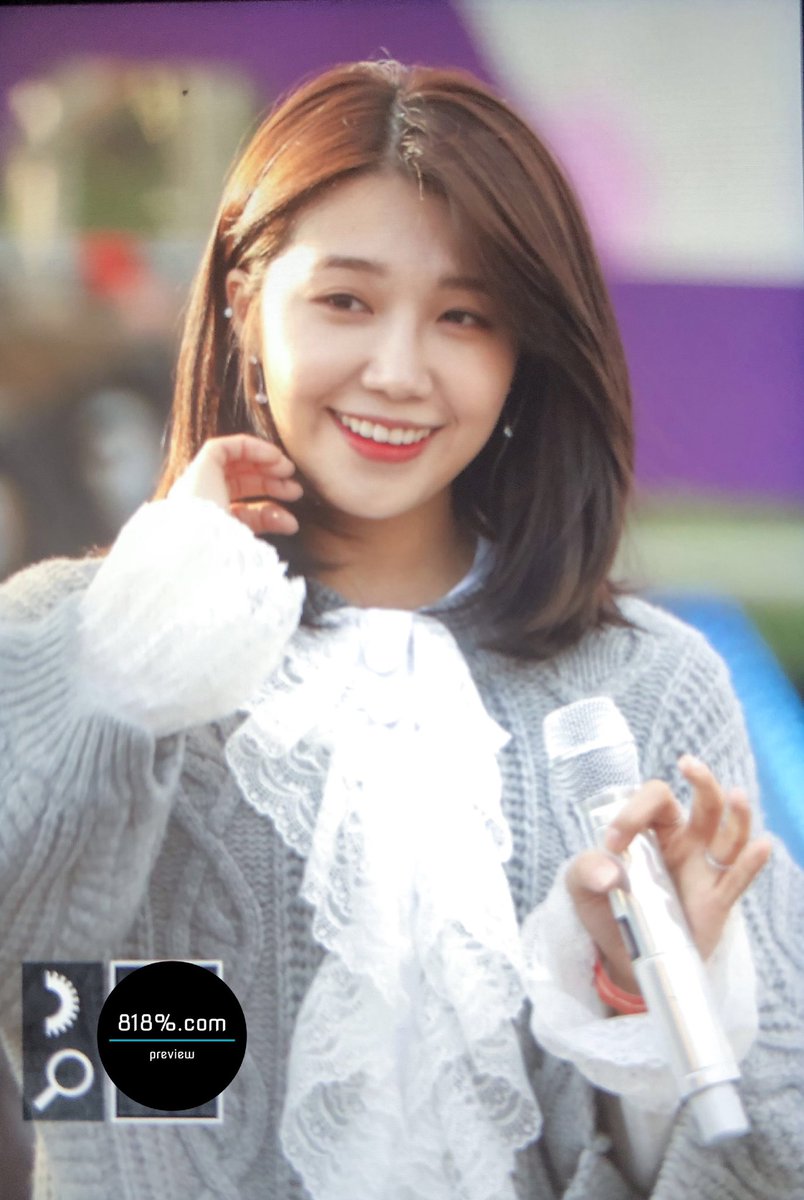 818com1's tweet photo. 191019 그랜드 민트 페스티벌 2019 프리뷰 프리뷰 #Apink #에이핑크 #정은지 (@Apinkjej )
언니 떠분에 아주 아주 즐거운 주말이 됐어요 ♡ https://t.co/tfWxOhgREQ