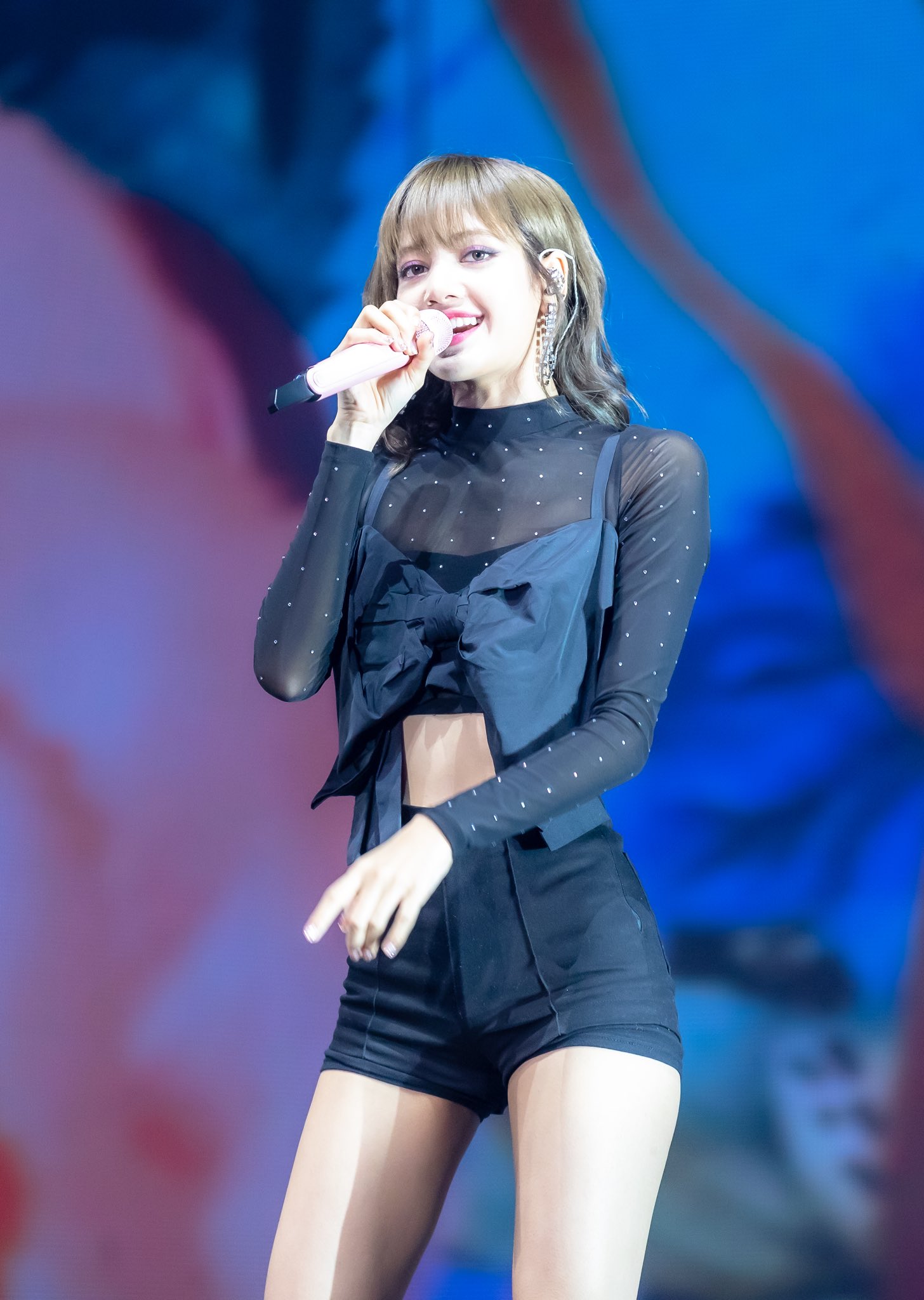 Blackpinkリサ BLACKPINKリサ、新曲サビに“日本語”登場で話題【ROCKSTAR