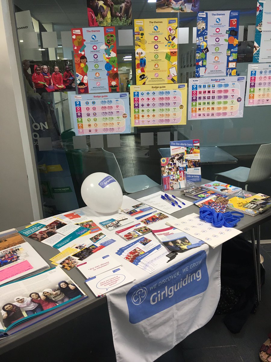 katieallcorn's tweet photo. At Hailsham Leisure Centre this morning promoting #girlguiding to girls and potential volunteers, come and say hello!! https://t.co/uifpo7gviX