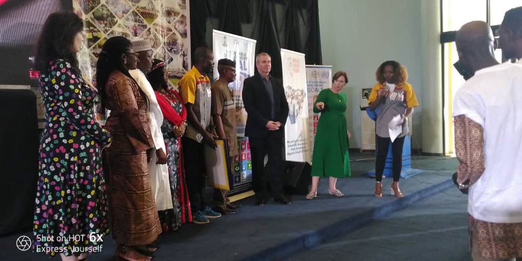 BigberryWomann's tweet photo. "Even though I came from a small country, I was able to go to school" ."I realized that many countries did not enjoy the privileges I enjoyed"
"We will focus our attention on achieving quality education" Mr. Kyle Whitehill, CEO of AVANTI communication. #WLLActivationSummit https://t.co/XnzZtsA8c8