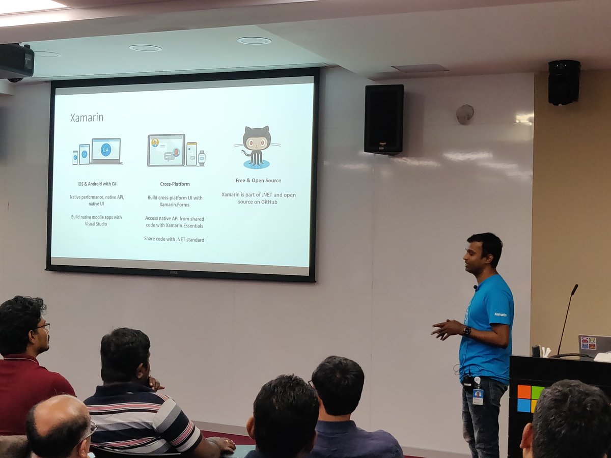 svswaminathan's tweet image. @prshntvc Talking about hot stuffs in #Xamarin at #dotnetconfblr