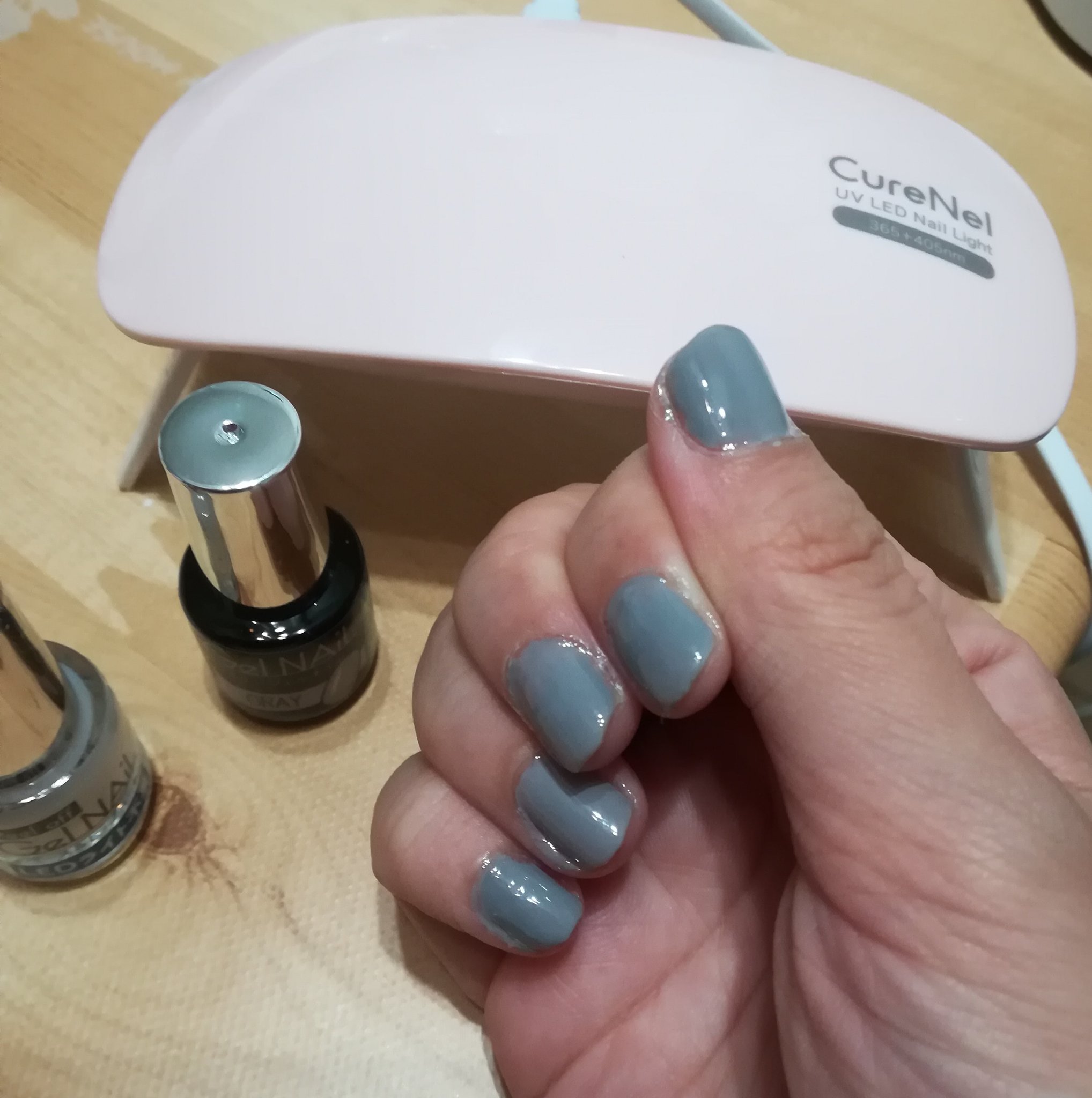 Meg ぷー 4y つー 7m 1000円でライト 100均でマニュキュア買って セルフジェルネイル始めました ジェル楽ー ジェルネイルがこんなに安くできるなんて しかもベースがピールオフだから つるんと剥がせた Curenel セリア剥せるジェルネイル Meg ぷー 4y つー 7m 1000円でライト 100均でマニュキュア買って セルフジェルネイル始めました ジェル楽ー ジェルネイルがこんなに安くできるなんて しかもベースがピールオフだから つるんと剥がせた Curenel セリア剥せるジェルネイル