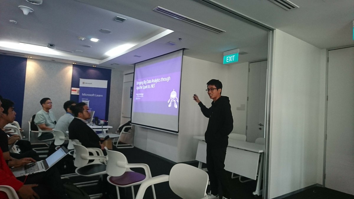 PHINUG's tweet photo. Philip Domingo is here to talk about Apache Spark and big data on .NET #netconf2019 https://t.co/Ps0eDOShkz