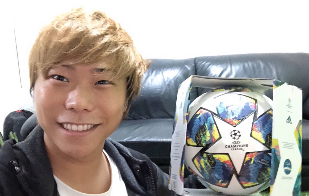 A Aj United 最新サッカーボール Adidasのuefaチャンピオンズリーグ19 公式球をゲットしました またレビュー動画出します チャンピオンズリーグ サッカーボール Adidas