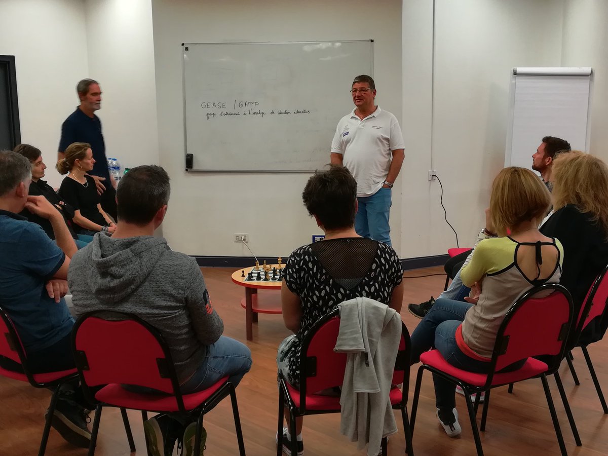sandrine_jobard's tweet photo. Formation continue de formateurs @usepnationale @USEPgers @usepoccitanie Le jour 2 débute par un #GEASE @ https://t.co/a8kGQbNehN https://t.co/0C9T2hQvIu