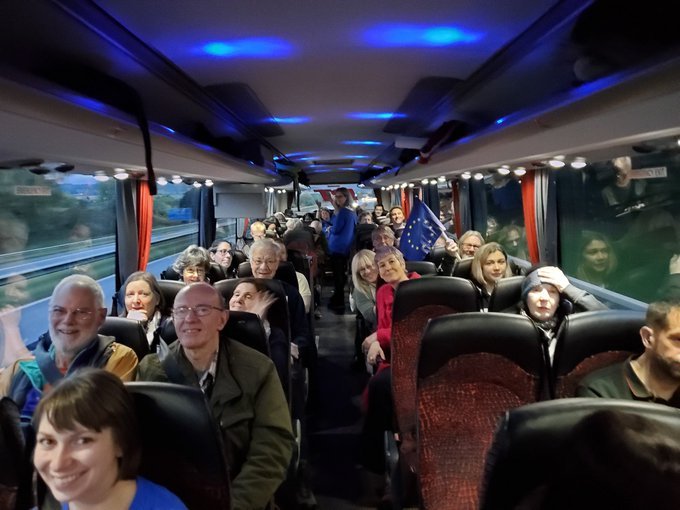 KevKeith's tweet photo. 1/ So many amazing people up early &amp; on the road. 

40+ coaches, 1000's on trains, descending on London from all corners of #North to @peoplesvote_uk march for final say!

Safe journey everyone!

#PeoplesVote #PeoplesVoteMarch 

Could not fit all groups on tweet so see below... https://t.co/4s0qaLyK1M