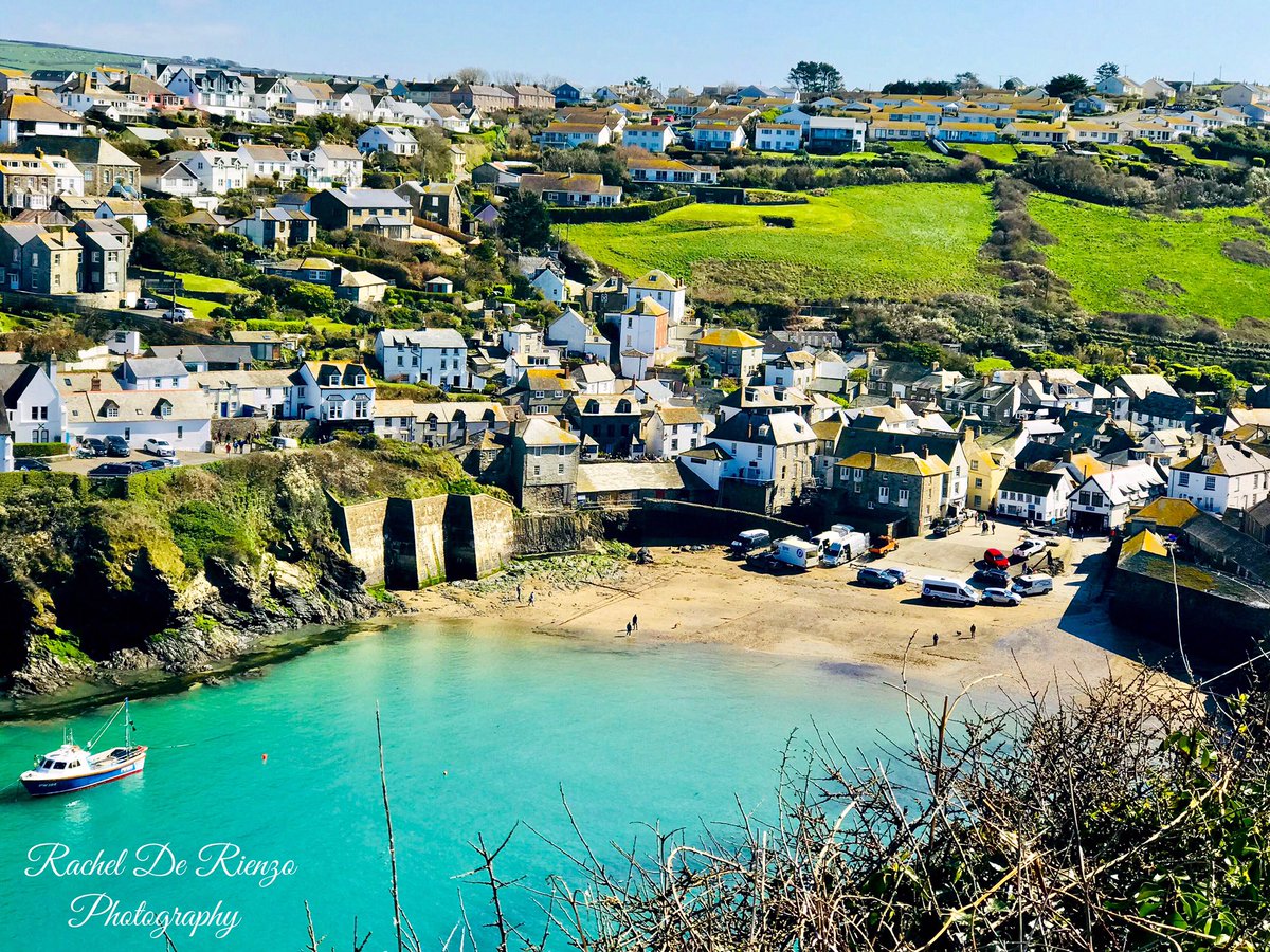 The beautiful fishing village Port Isaac , where Doc Martin was filmed, and Fisherman’s Friends...#portisaac #docmartin #fishermansfriends #cornwall