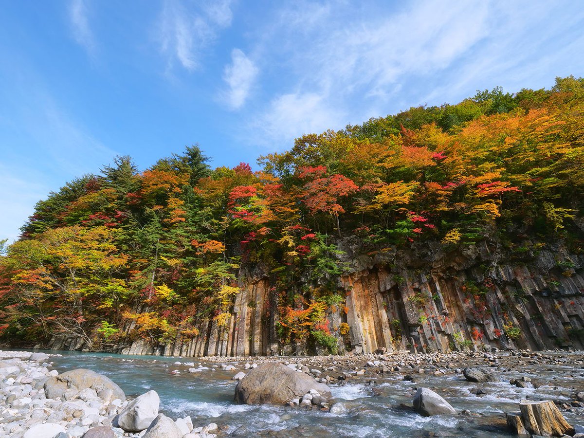 岩手の風景 ホテルエース盛岡 岩手の 紅葉 を求めて 19 10 18 撮影 森の大橋 松川渓谷玄武岩 にて 八幡平市 八幡平温泉郷 松川 八幡平 樹海ライン 八幡平樹海ライン 松川渓谷 玄武岩 盛岡 岩手 の 観光スポット や風景を ホテル