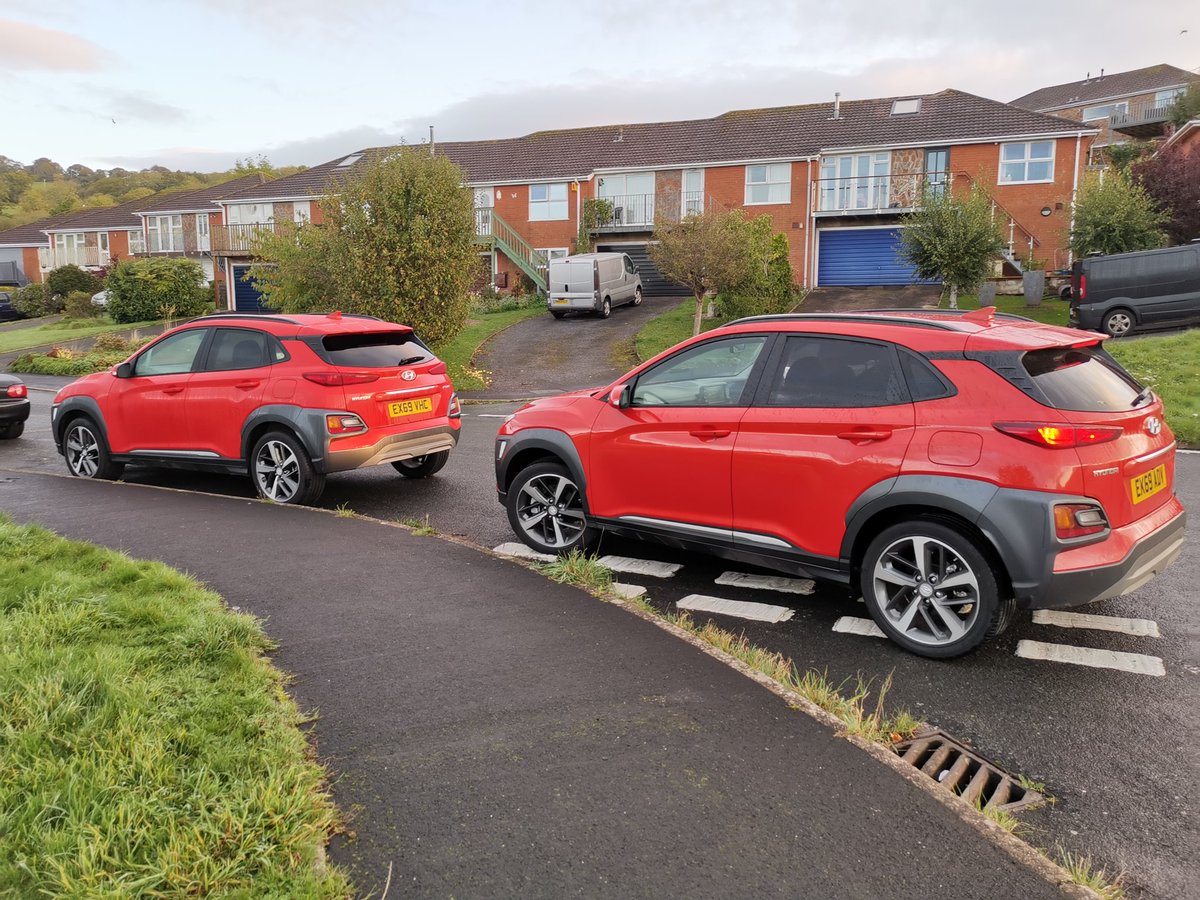 evamariaanja's tweet photo. Am Hyundui seeing double?

#earlydoors #SaturdayMorning @Enterprise https://t.co/unbRfowNG8