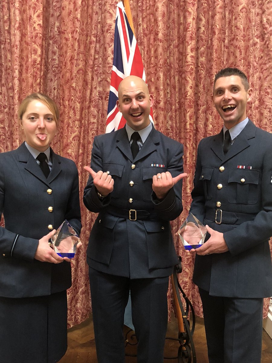 runozrun's tweet photo. Humbled and honoured to be named RAF Sportsman of the year #RAFSportsAwards . None of this would be possible without support from @RAFTriathlon @rafathletics @PoppyLegion @RAFCentralFund @RAF_Cosford @KayakShel @BAESystemsInc @afco_plymouth @AE_MTS @171Christchurch @THarriers https://t.co/rBXYcCBkbg