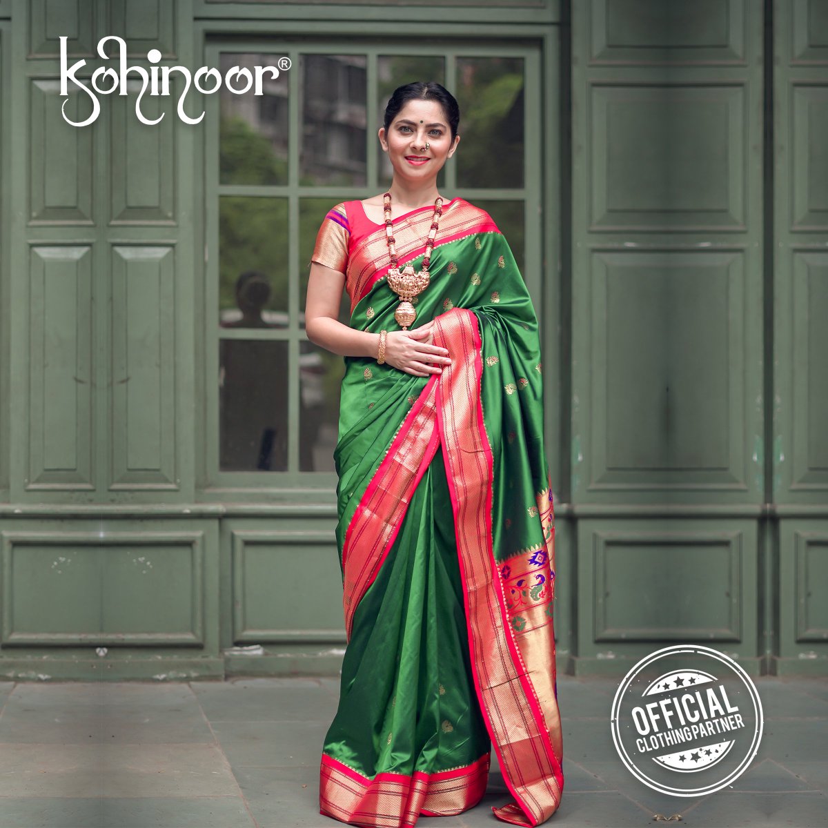 KohinoorNagar's tweet photo. Proud to be a clothing partner with Hirkani
Elegance never goes out of style!!
.
.
.
.
#Hirkani #sonaleekulkarni #film #marathifilm #actress #prasadoak #director #fashionpartner #clothingbrand #saree #BeautifulTrailer #portraits #dress #Kohinoor #kohinoorahmednagar https://t.co/GkbPKumDOv