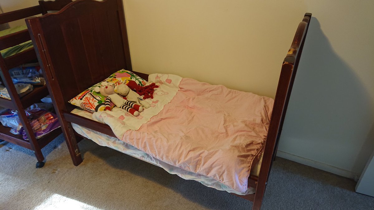 JFGameDesign's tweet photo. Update, Izzy's first big girl bed. https://t.co/eqx8UxJSYQ