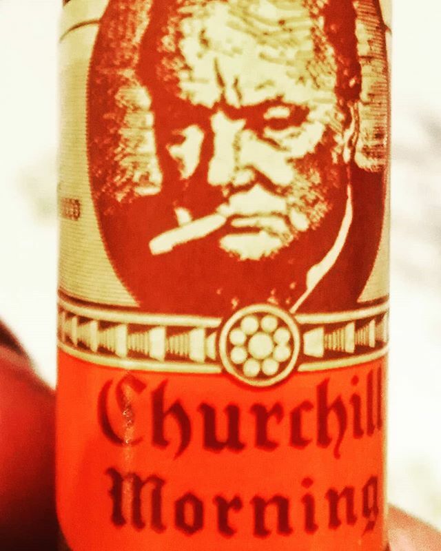 yoneron1's tweet photo. Churchill morning. #canneron https://t.co/s3PqxpCRWC https://t.co/DimKFqszrQ