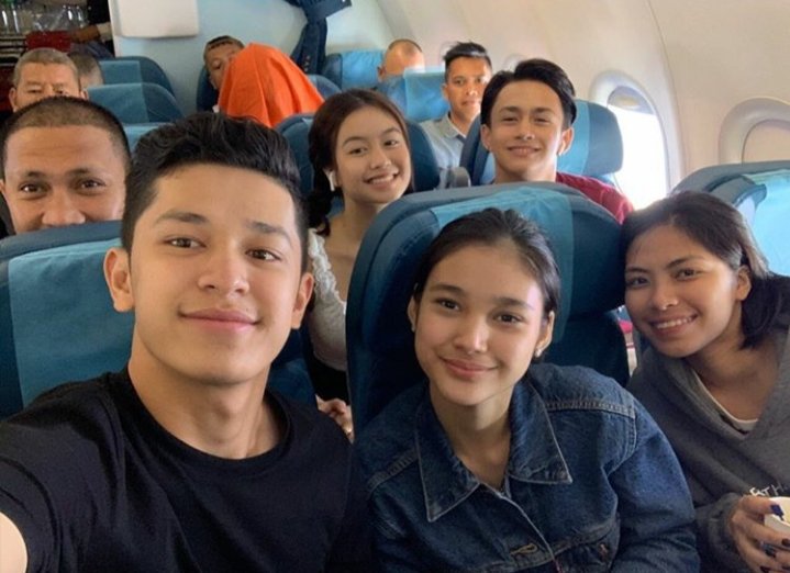 ellemgn_'s tweet photo. my magkatabi knina sa eroplano.

ASHTANKilig Together https://t.co/12vUkmtY8h