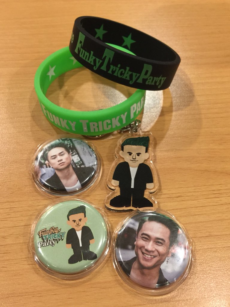KIMITU6's tweet photo. FUNKY TRICKY PARTY始まる👻✨

楽しみ😆✨

KIMIくんアイテムも無事コンプリート💚 https://t.co/qegwAKDURP
