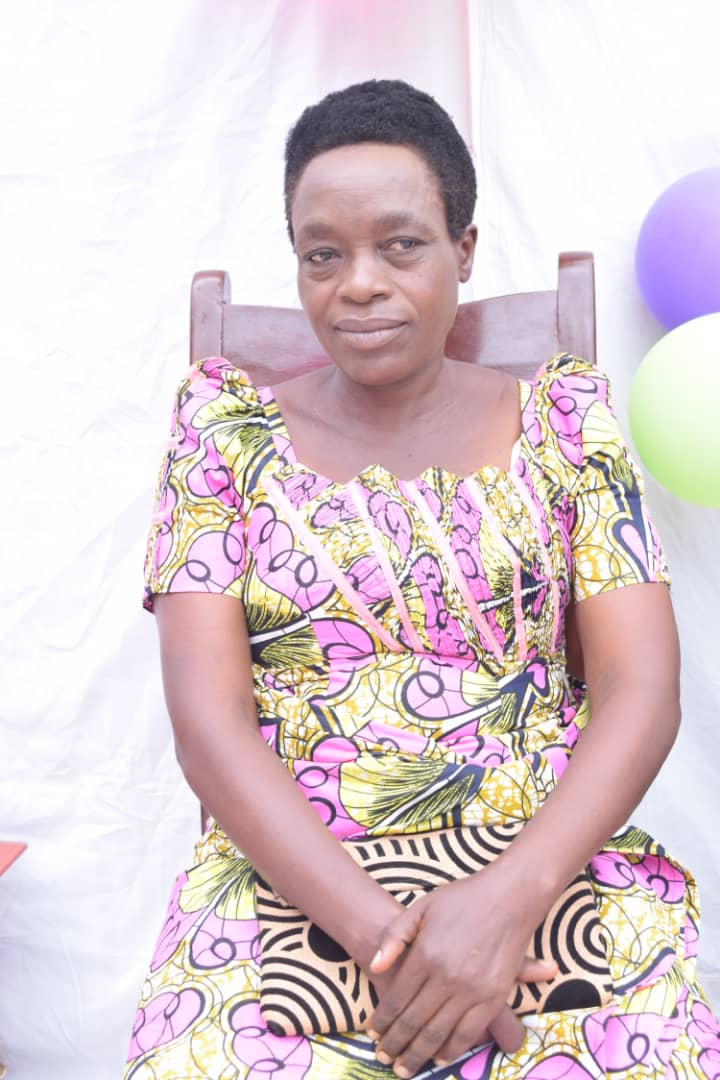 AArnovic's tweet photo. Kipi kikubwa naweza kukufanya ili nikulupe mema ulionifanyia MAMA?❤️💎 https://t.co/7PSivjta5y
