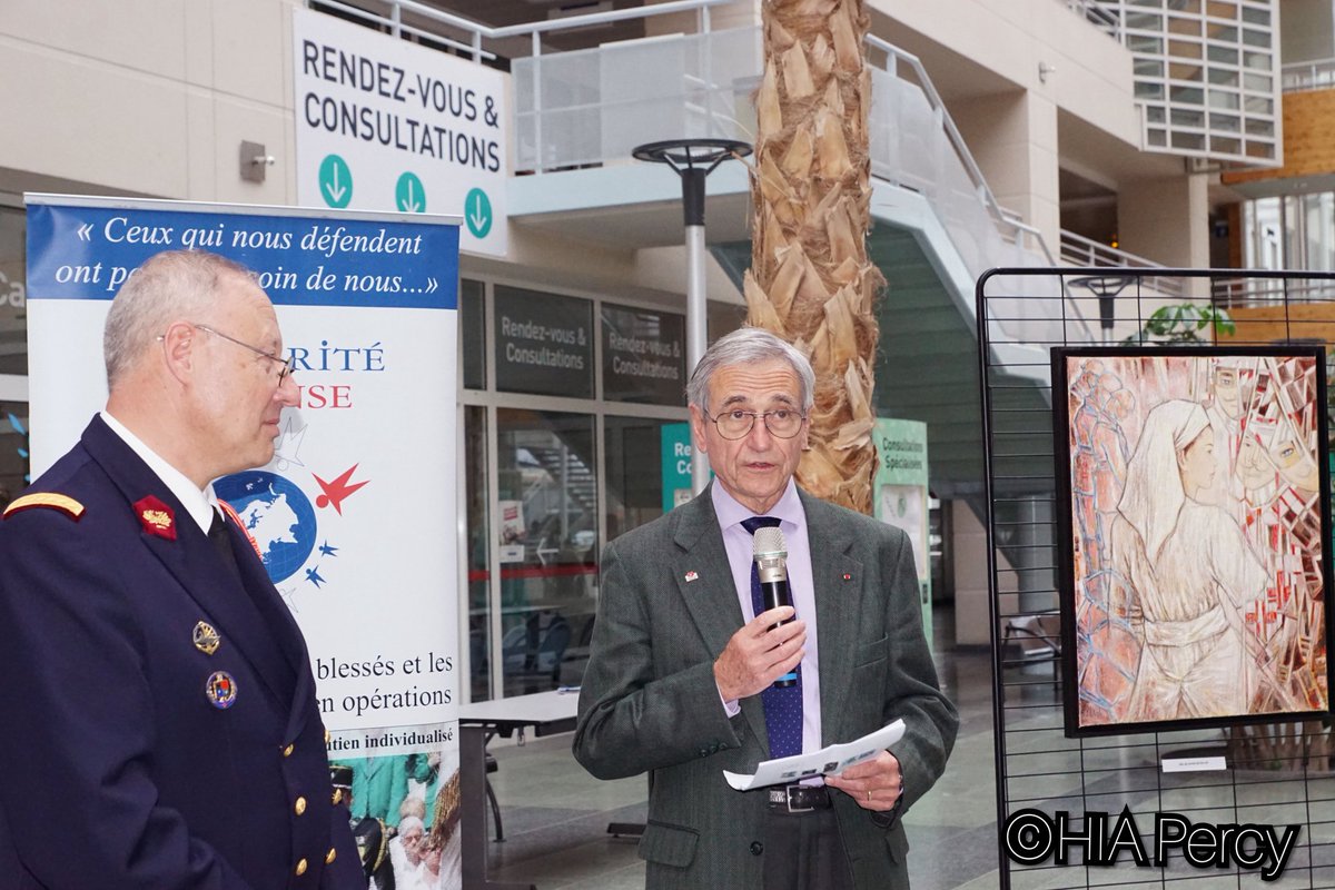 santearmees's tweet photo. #IdéeDeSortie Vous avez jusqu'au 15 novembre 2019 pour découvrir "Du talent au devoir de mémoire", l'exposition inédite des peintres officiels des #armées à l'HIA Percy. Chacune des 25 œuvres présentées reprend une scène de vie #militaire https://t.co/lqZys4dV9n