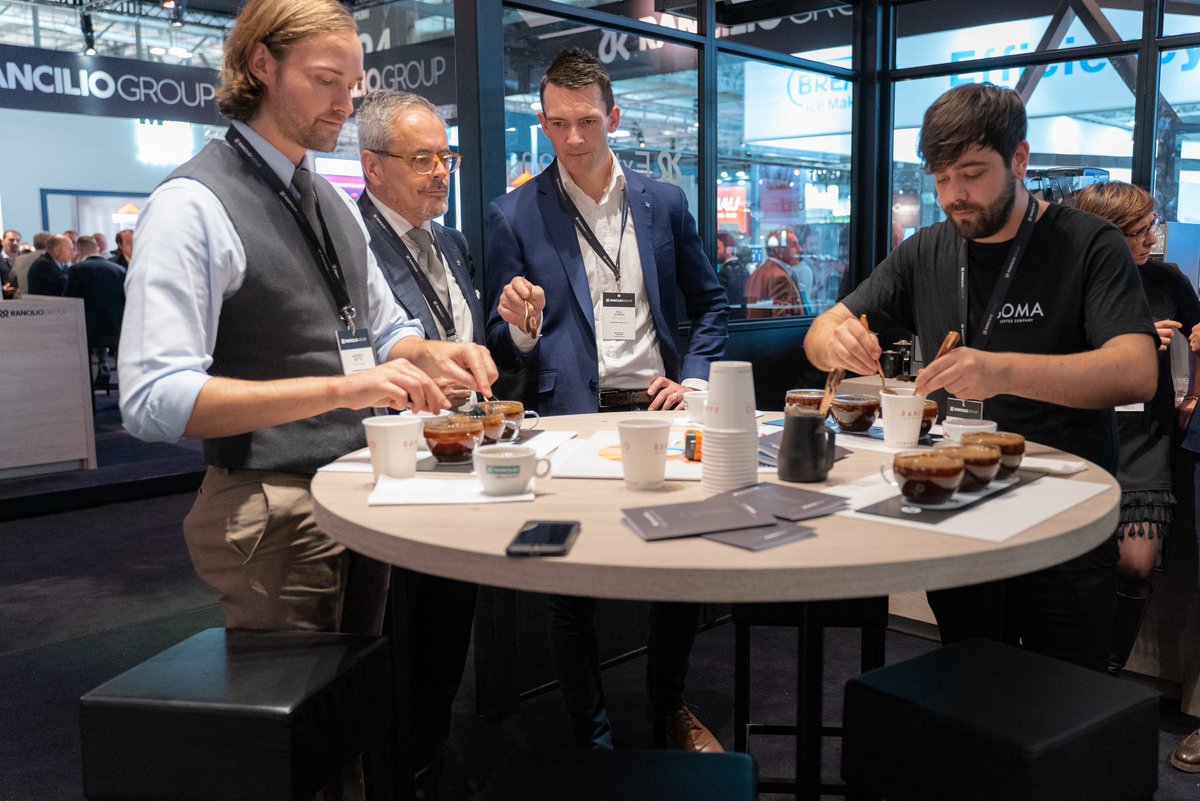 RancilioGroup's tweet photo. Meet the Rancilio Group Coffee Competence Team and enjoy the new Extraction Lab workshops @HostMilano Hall 24 stand N50 P39 P50 Q39 #rancilio #ranciliogroup #extractionlab #coffee #coffeecompetence #tastingsession #host2019 #hostmilano https://t.co/JELvzthnBg