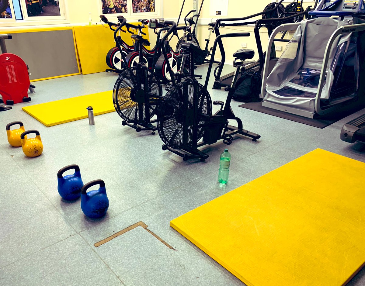 MTJM89's tweet photo. A very dark place this morning! 10 rounds of loveliness! 🤢 #DevilsTricycle https://t.co/5tlAfxz4i0