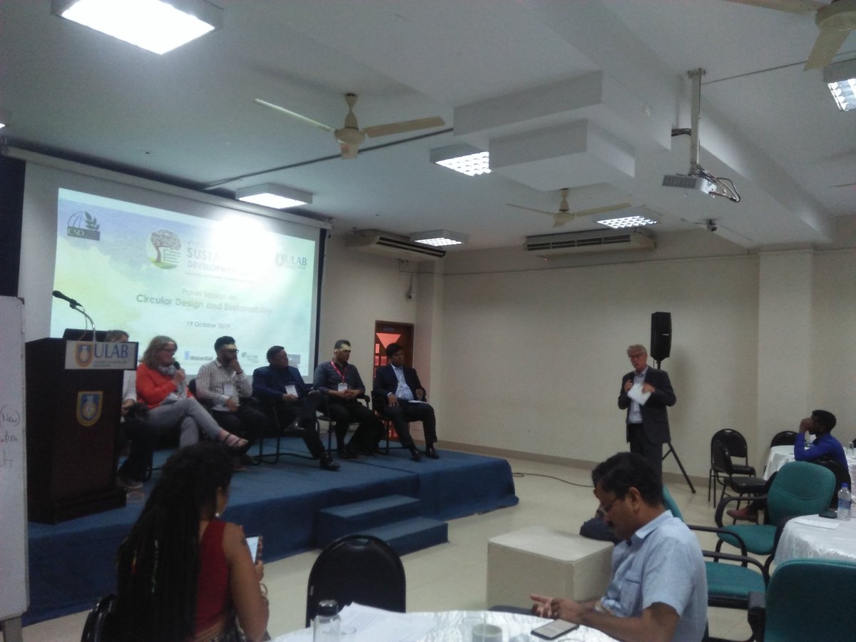 06Nahiyan's tweet photo. Panel discussion on Circular Design and Sustainability #CSDULAB Conference #wastemanagement ♻ 4R #Financing #GreenSolusions #ResponsibleConsumption #SDG12
@samiyaselim @hmirfanullah @shapiroh https://t.co/EOIrJFZd93