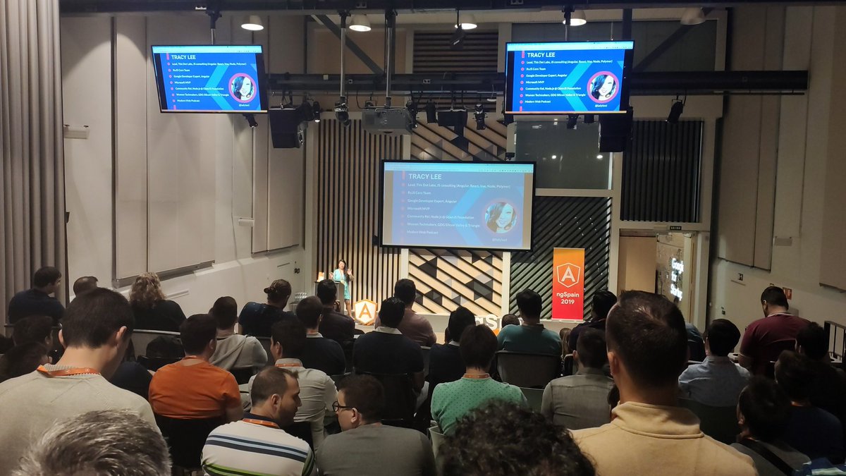 ChipmonkTiger's tweet photo. #NGSpain2019 🥰 https://t.co/guplI3GETe