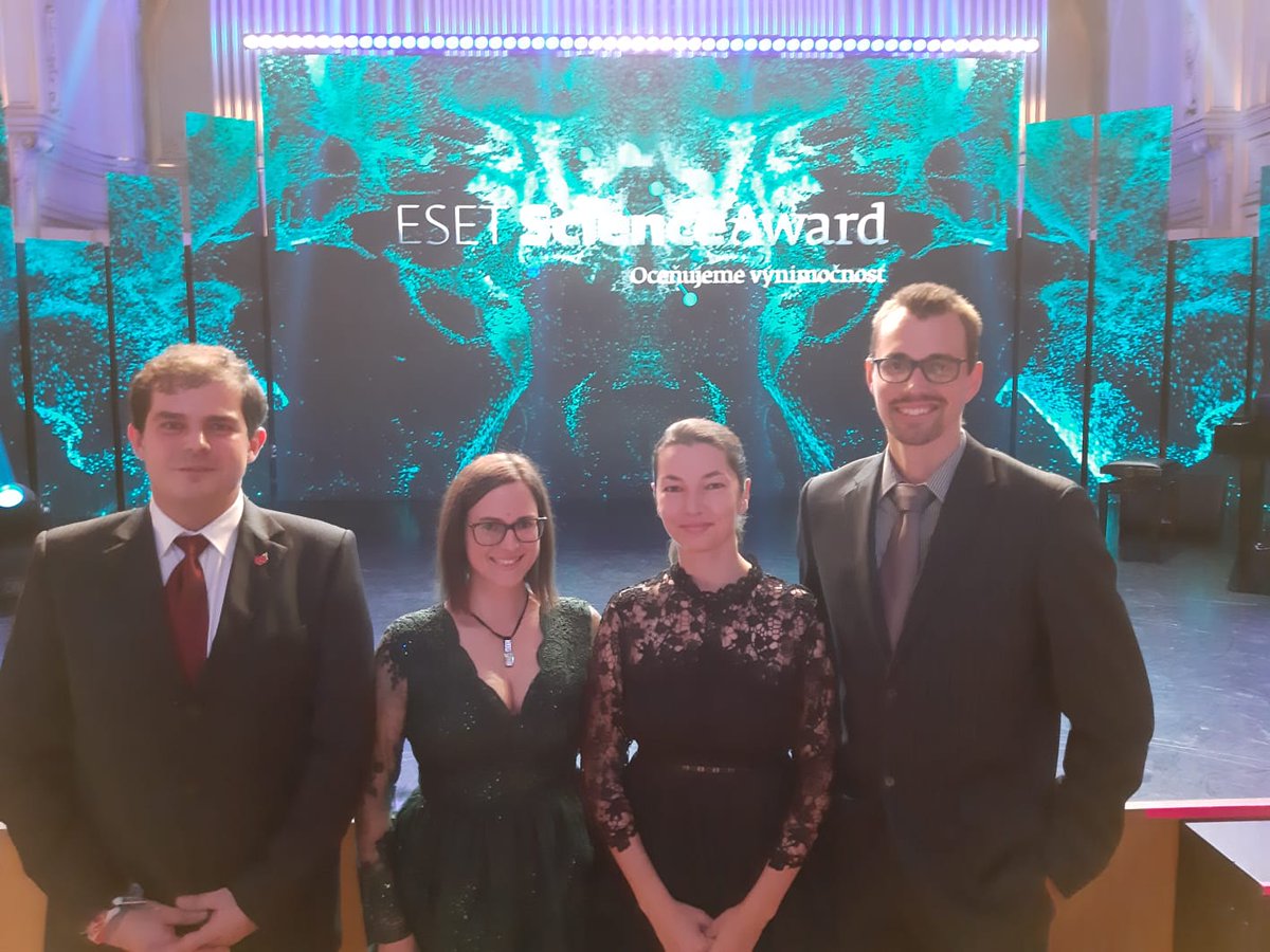 zijemvedu's tweet photo. Vcera bolo odovzdavanie ocenenia #esetscienceaward a @zijemvedu bola pri tom🙂
Blahozelame vsetkym ocenenym😊
Jan Tkac
Lubomira Tothova
Tomas Vinar
Marian Brestic
@zijemvedu attended the #esetscienceaward yesterday. Congratulations to laureates🙂
#welivescience #zijemevedou https://t.co/fLXzOw65Bp
