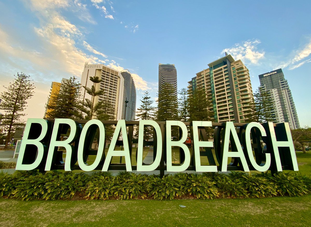 How I’ve missed that ocean air 🌊🌴  On location for some awesome event shoots this week! #NFC19