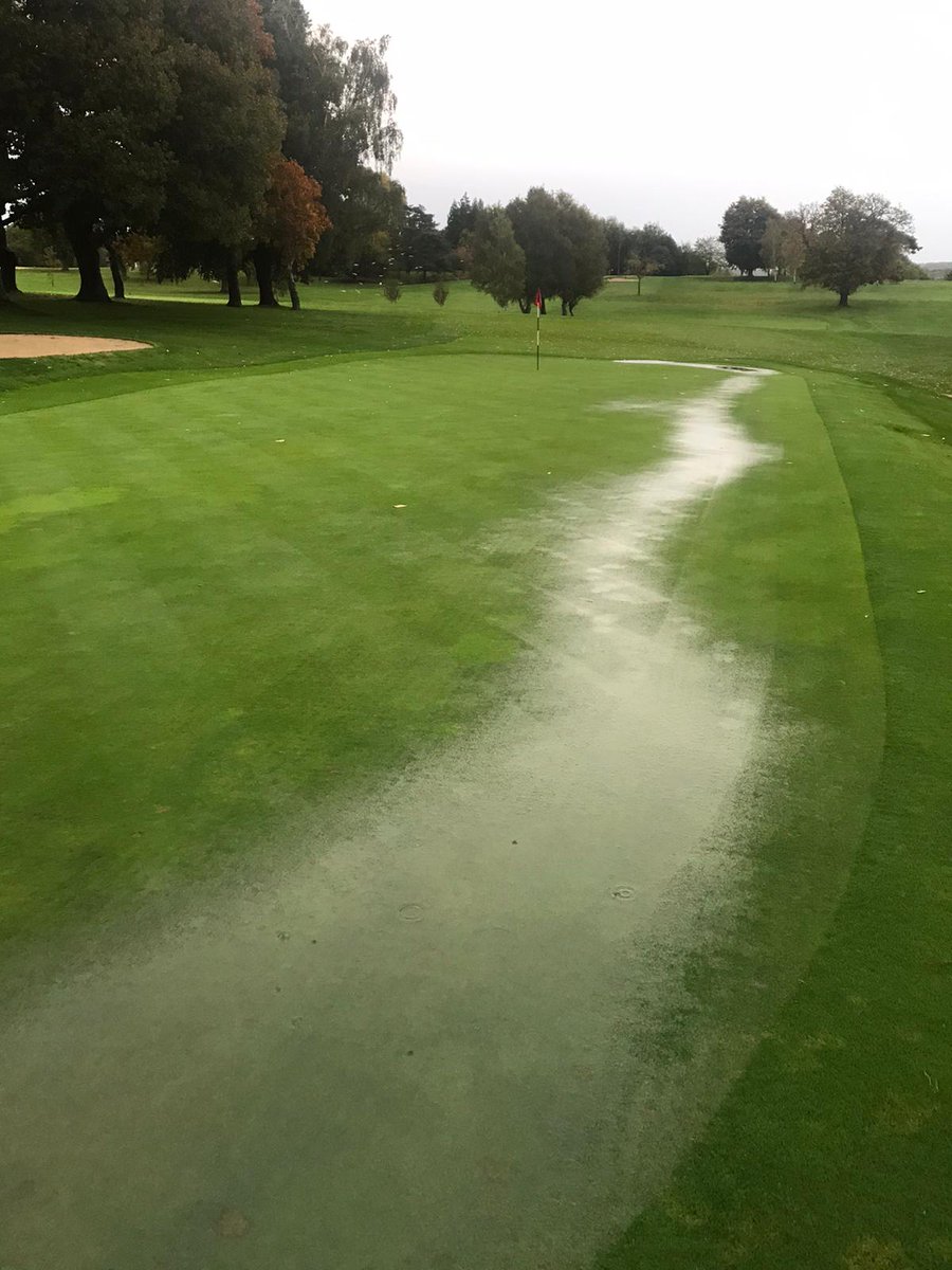 LamberhurstGolf's tweet photo. Elements 1, Golf Course 0.......more than 160mm of rain over the last month, more than 20mm in the last 24 hours, adds up in the end....๐ง๏ธ๐ง๏ธ๐ง๏ธ๐ง๏ธ๐ง๏ธ๐ง๏ธ #rainfall #courseclosure #elements #nature https://t.co/sNT8RyCGCR