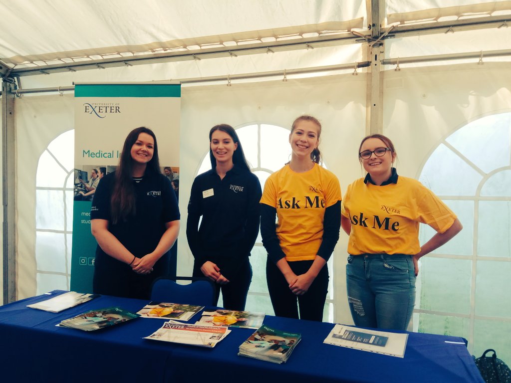 UoE_MI's tweet photo. Our brilliant student ambassadors are around to help you out! Just look for them around the campus.
#ExeterOpen https://t.co/QzTgL3Obhk