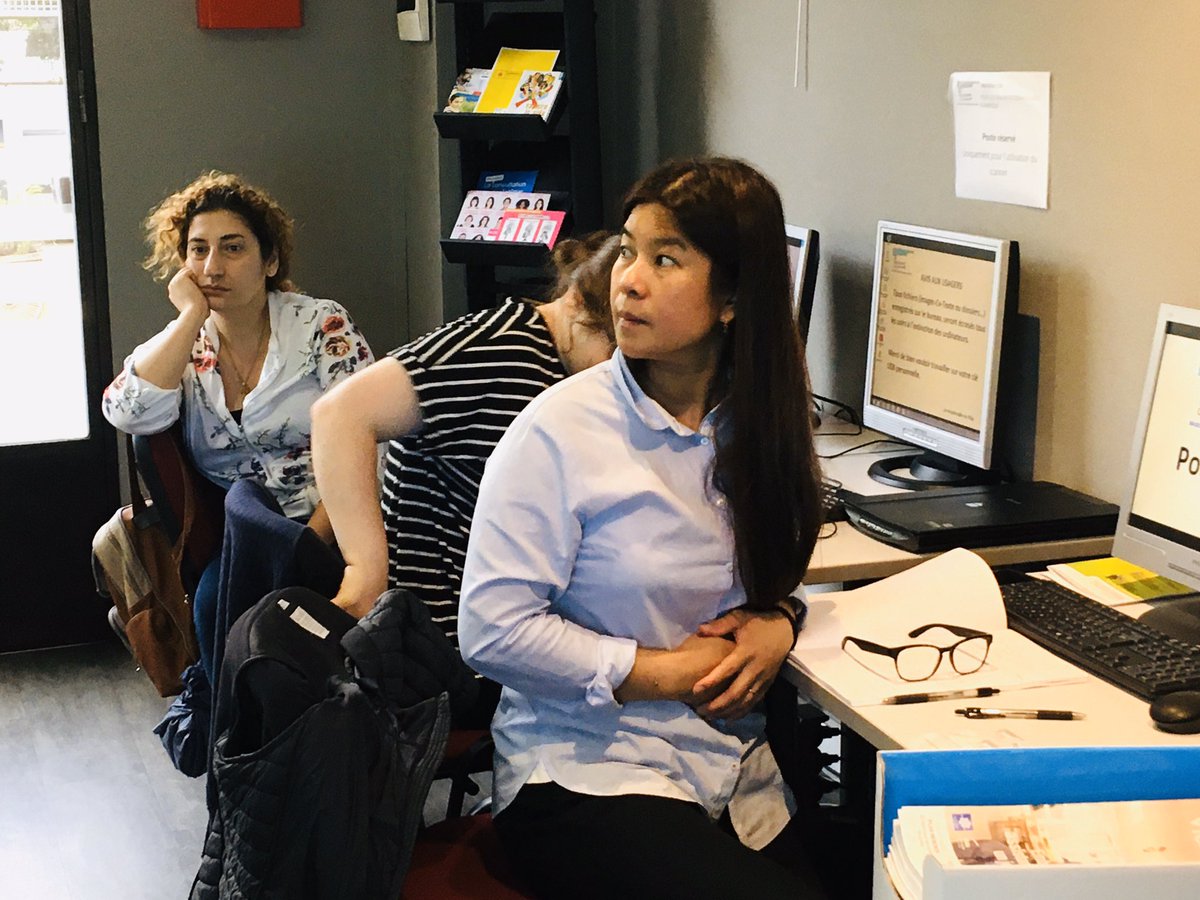 AlexandraBoidi's tweet photo. Dernière ligne droite ....
Bientôt l’examen‼️ 🤞
Aujourd’hui présentation et stage intensif à la MIP 😉.
Une journée studieuse pour nos stagiaires. 
#initiative #projet #examen #certificationvoltaire #tropheeUNCCAS #innovationsociale https://t.co/MSZe8PV2EG
