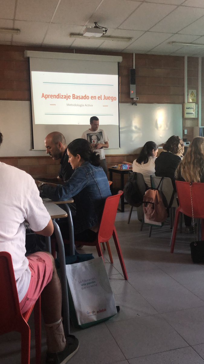 Començam #IBTAC2019 <a href="/IBTAC_oficial/">IBTAC_oficial</a> Començam jugant “Aprendizaje Basado en Juegos” #ABJ