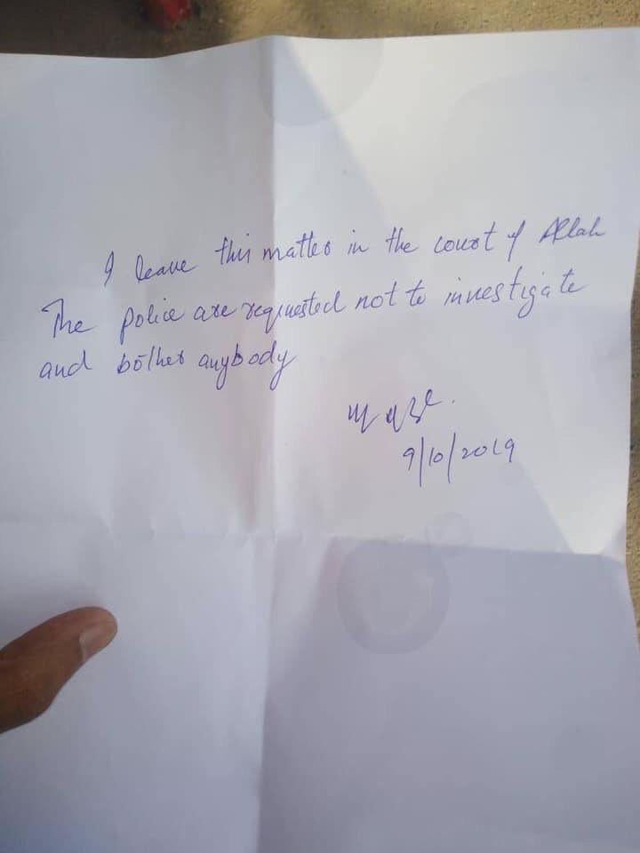 HniaziISF's tweet photo. I was condemned when I said we should speak against the Misuse of MeToo in Pakistan. Professor of MAO college commits suicide after girl blackmailed him. Laws must be made against such Blackmailers. Meesha Shafi u must be answerable for this. Or condemn such girls. #MisuseOfMeToo https://t.co/gLK5y4UNO6